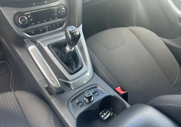 Ford Focus cena 39000 przebieg: 168550, rok produkcji 2011 z Dobrodzień małe 191